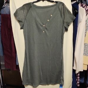 Cupshe OALIVE Green Short Sleeve Dress with Button Accents